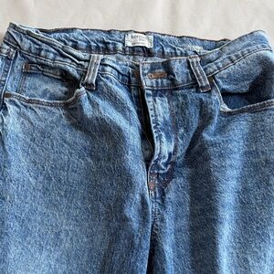 Kensie Classic Blue Jeans. The Aubrey women’s